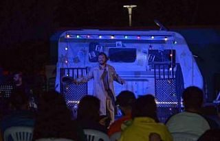 ’’Karavan tiyatro’’ Bursa ile buluştu