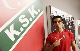 Karşıyaka’dan savunmaya takviye