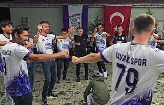 Kavaklı Spor şampiyonluğu coşkuyla kutladı