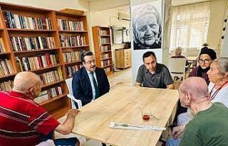 Kaymakam Atilla huzurevi sakinlerini ziyaret etti