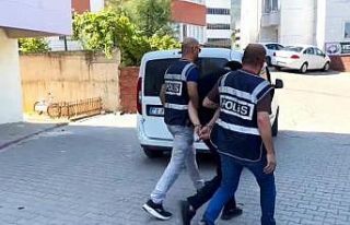 Kendini jandarma olarak tanıtan dolandırıcı tutuklandı