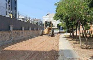 Kepez TOKİ Gazi konutlarında asfalt hazırlığı...