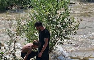 Kezer Çayı’nda akıntıya kapılan 3 çocuktan...