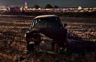 Kırıkkale’de kaza yapan iki otomobil hurdaya döndü:...