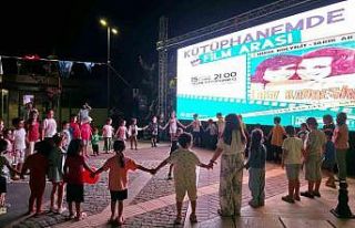 Kitapseverlere film molası