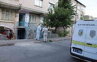 Komşular kokudan rahatsız oldu, acı olay ortaya...