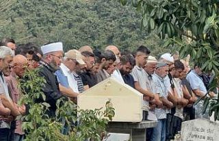 Kürek sörfü yaparken kaybolmuştu, son yolculuğuna...