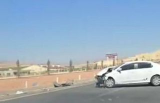 Kurtalan’da otomobil ile hafif ticari araç çarpıştı:...