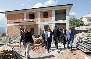 Kütahya Valisi Musa Işın, Emet’teki eğitim yatırımlarını...