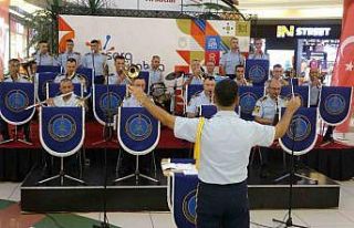 Kütahya’da Tugay Bandosu’ndan Zafer Bayramı...