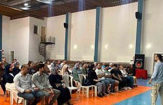 Malatya’da Gençlik Liderlerine Yönelik "Sahne...