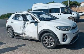 Malatya’da otomobil ile motosiklet çarpıştı:...