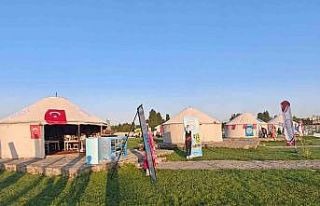 Malazgirt’te oba çadırlarında yöresel kültür...