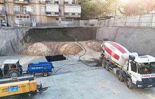 Maltepe’de inşaat yanındaki apartman tedbir amaçlı...