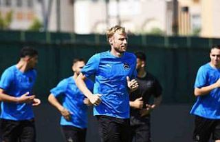 Manisa FK, rejenerasyon antrenmanı ile günü tamamladı