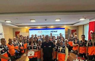 Manisa’da Destek AFAD Gönüllülerine kimlik kartları...