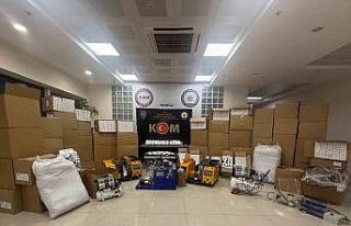 Manisa’da kaçak tütün operasyonu: 430 bin boş...