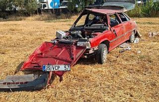 Manisa’da tarlaya uçan otomobilin sürücüsü...