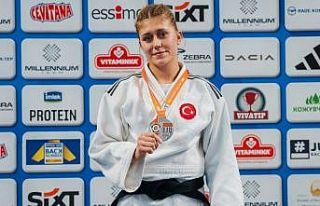 Manisalı Milli Judocu Sura Nil Karasu Avrupa ikincisi...