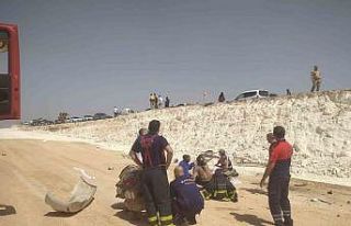 Mardin’de otomobil şarampole yuvarlandı: 1 ölü,...