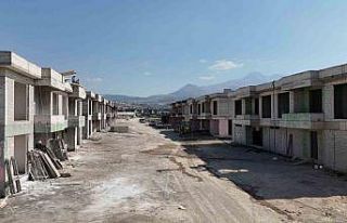 Melikgazi’nin Altınoluk Bahçeli Ev Projesi hızla...