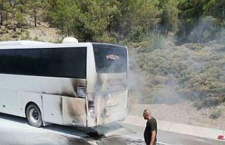 Menteşe’de yolcu otobüsünde yangın paniği