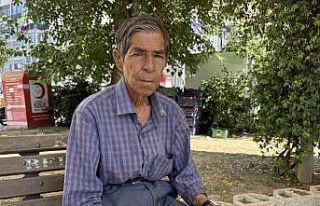 Merhum abisi Neşet Ertaş’la turnelerdeydi, şimdi...