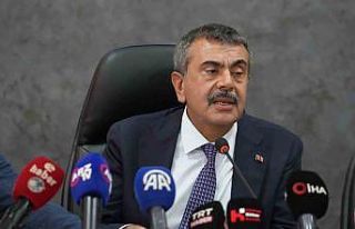 Milli Eğitim Bakanı Tekin’de CHP Genel Başkanı...