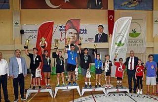 Minik raketler Osmangazi’de kıyasıya mücadele...