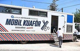 Mobil kuaför tırı Antalya’nın yaylalarında