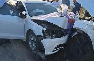 Muğla’da düğün konvoyunda kaza: 1’i ağır...