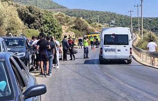 Muğla’da hafif ticari araçla motosiklet kafa kafaya...