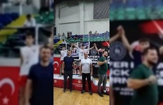 Niğdeli sporculardan Kick Boks Zafer Kupasında büyük...