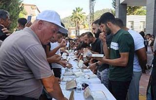 Ödülü alabilmek için 3 dakikada 1 kilo 100 gram...