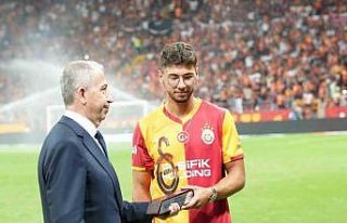 Okan Buruk, kazanan 11’i bozmadı