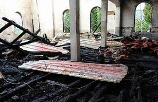 Ordu’da 60 yıllık cami küle döndü