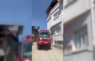 Orman ekipleri vatandaşları Kozan’da orman yangınına...