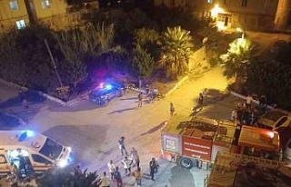 Otelde çıkan yangında dumandan etkilenen 11 kişi...