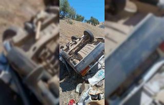 Otomobil şarampole devrildi: 3’ü çocuk 8 yaralı