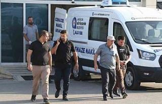 Pastane cinayetinde öldürülen genç kadının cenazesi...