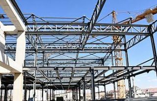 Patnos AVM’de çalışmalar hızlandı