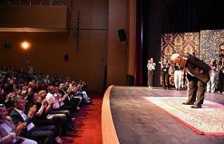 Pursaklar sanata "Perde" dedi