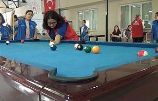 Pütürgeli genç kızlardan bilardo kursuna yoğun...