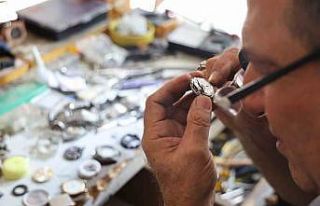 Saat ustaları çıraksız kaldı, meslek tehlikede