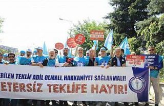 Sağlık-Sen’den oturma eylemi