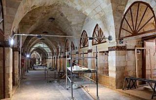 Şahin, Gaziantep’in tarihi noktalarında incelemelerde...