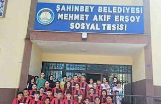Şahinbeyli çocuklardan örnek davranış