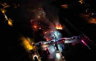 Sakarya’da fabrikadaki yangın söndürüldü