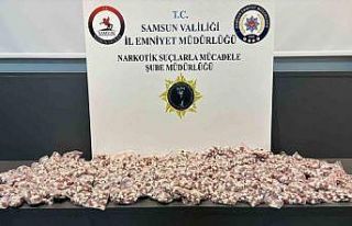 Samsun’da 11 bin 300 adet sentetik ecza ele geçirildi:...