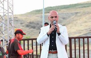 Sanatçı Gürhan Ötün’ün, Ahlat konseri büyük...